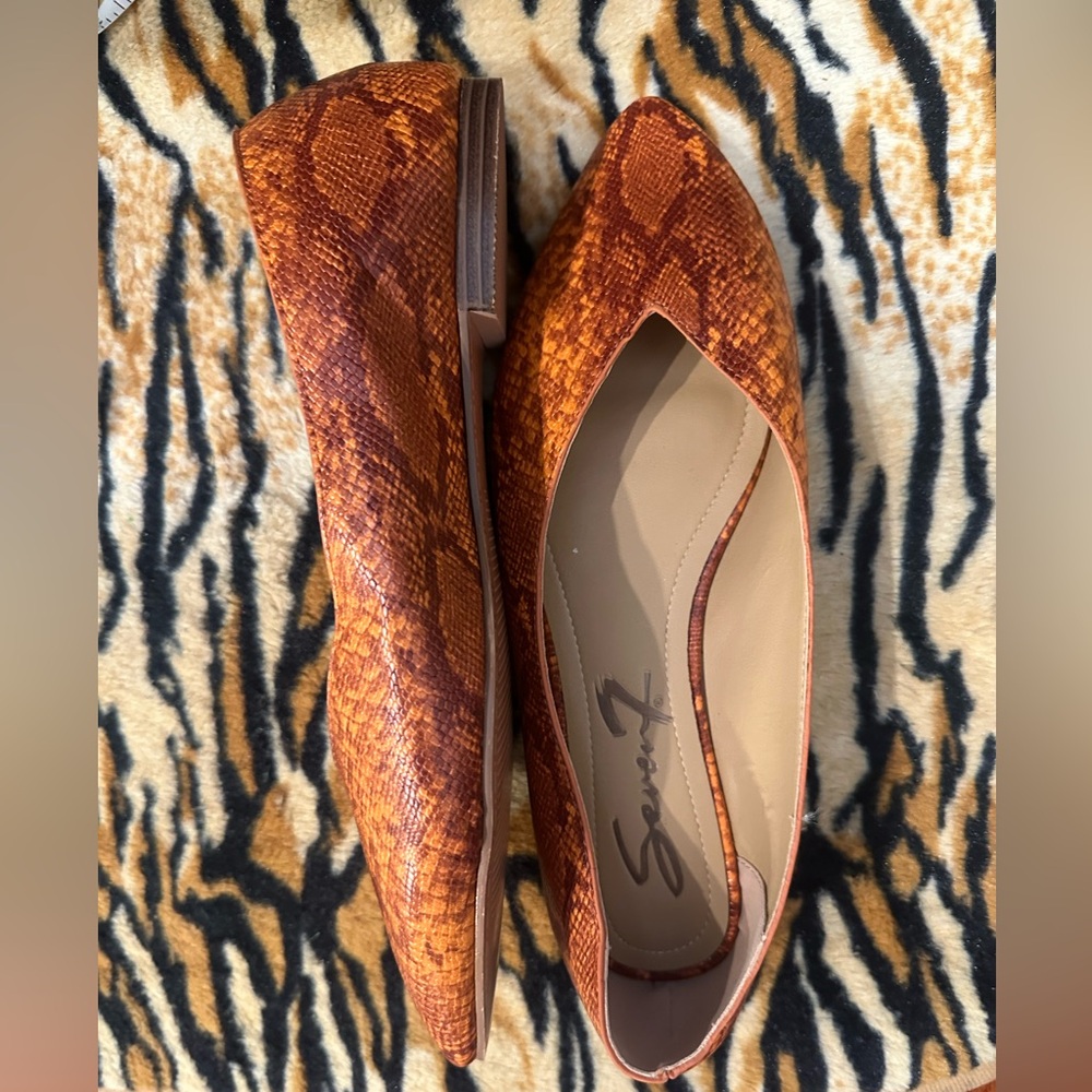 Snakeskin Patterned Flats